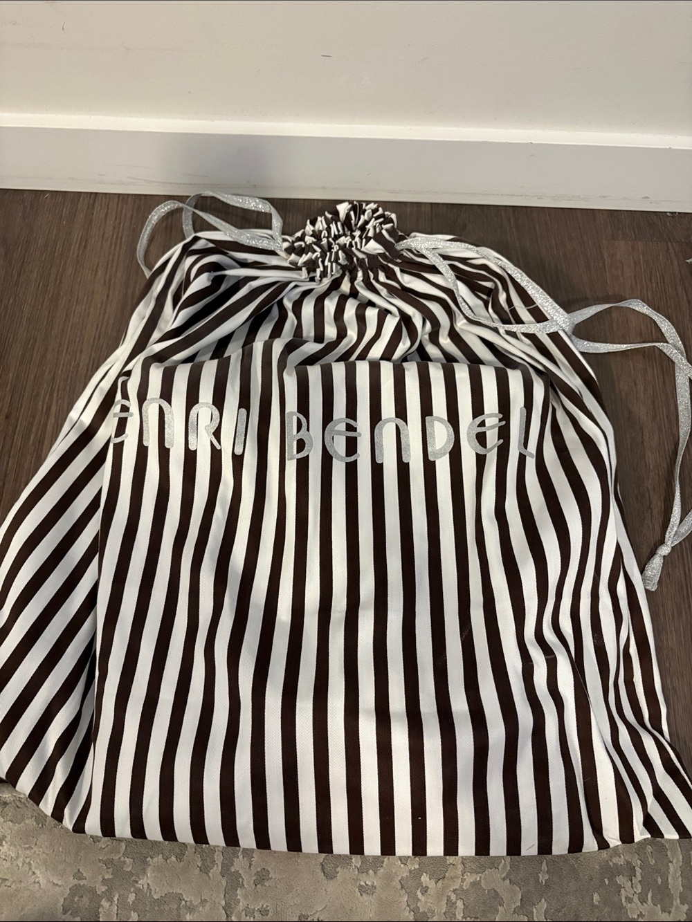 henri bendel Brown and White Striped Drawstring Dust Bag